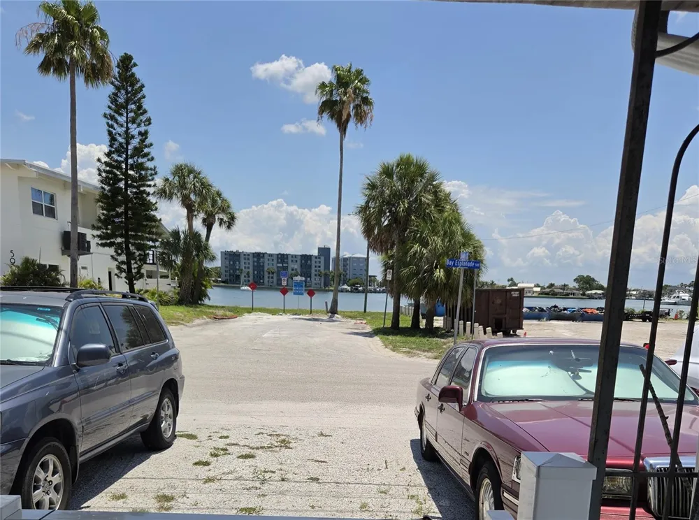 580 BAY ESPLANADE Clearwater Beach, FL 33767