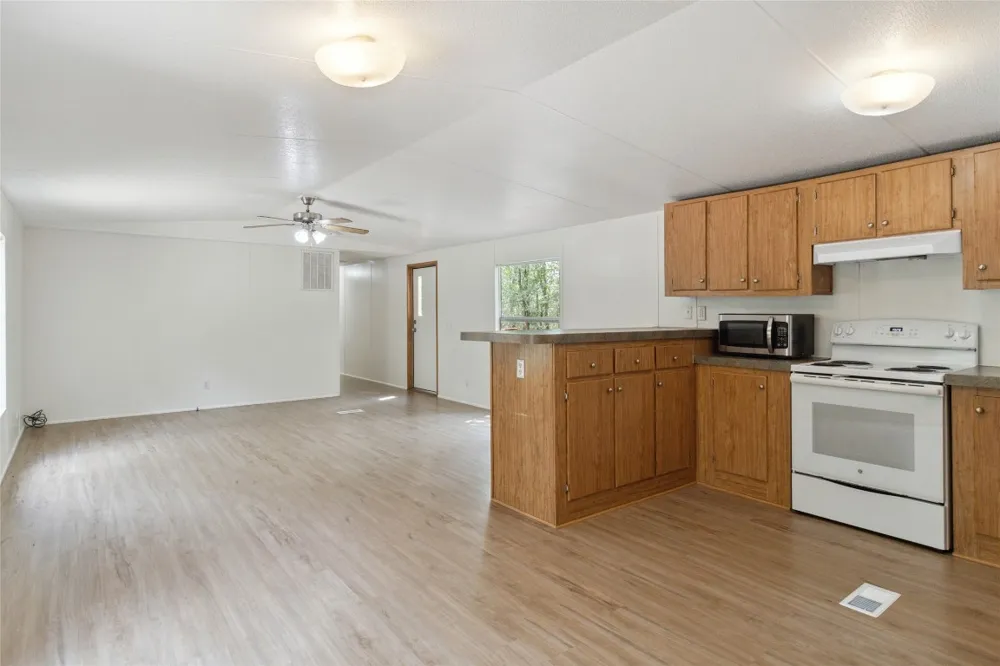 153 Cherylton Drive Red Rock, TX 78662