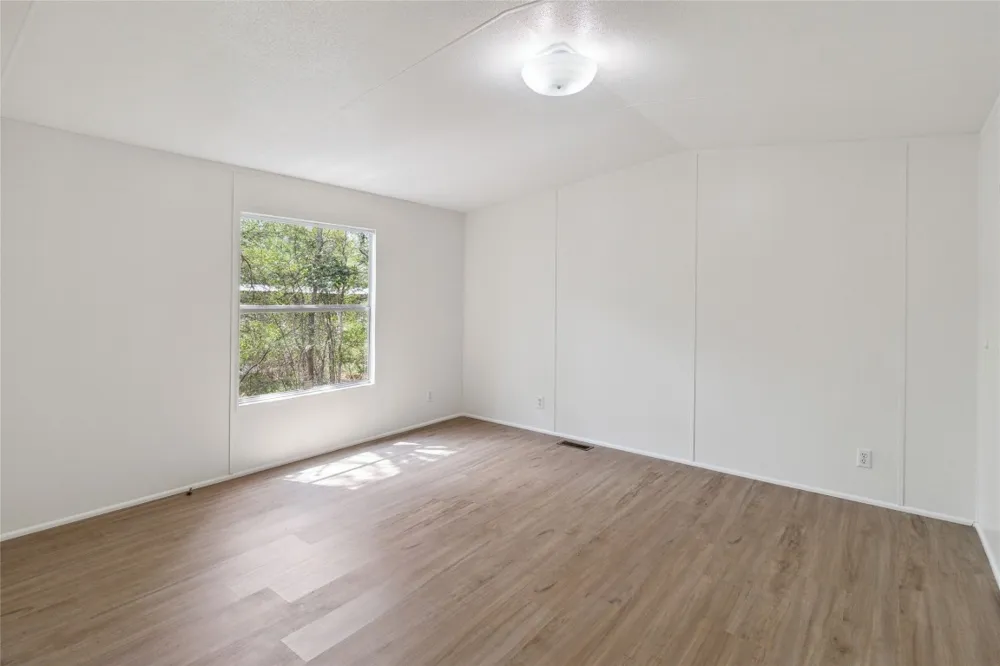 153 Cherylton Drive Red Rock, TX 78662