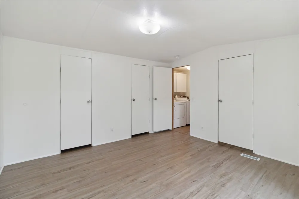 153 Cherylton Drive Red Rock, TX 78662