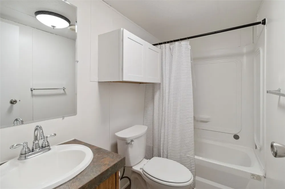 153 Cherylton Drive Red Rock, TX 78662