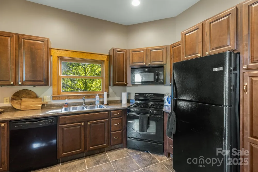 Lot 39 Sweet Spring Trail #39 Glenville, NC 28736
