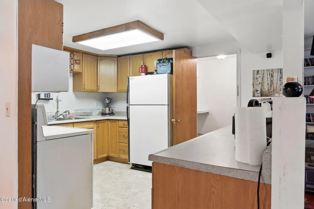 291 Comeback Bay Ln Sagle, ID 83860