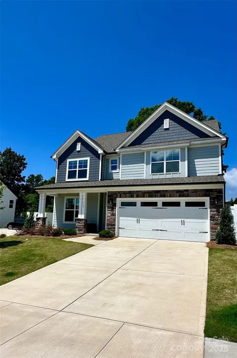113 Summerhill Drive