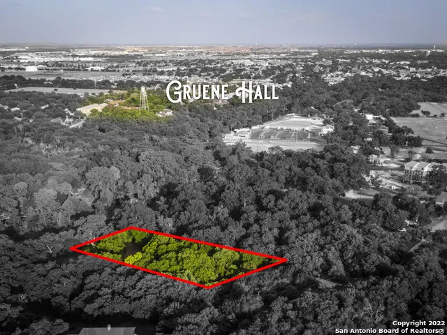 1270 ervendberg New Braunfels, TX 78130