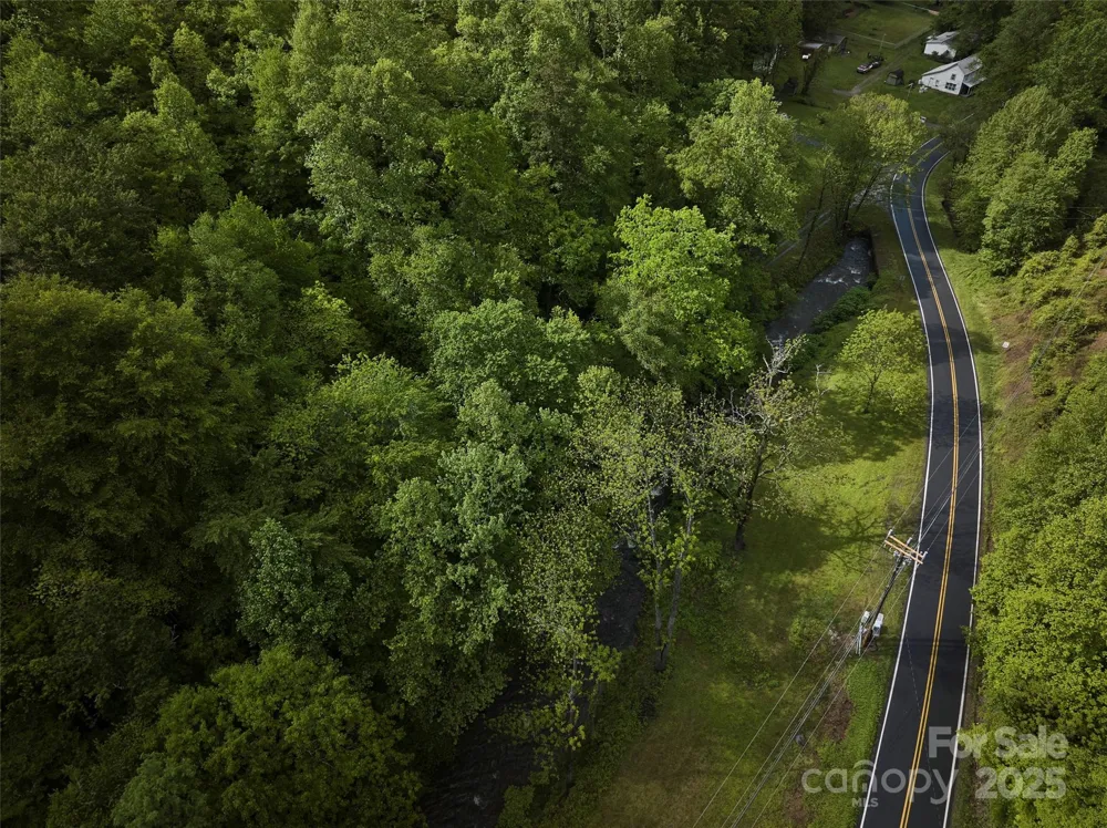 210 Conleys Creek Road Whittier, NC 28789