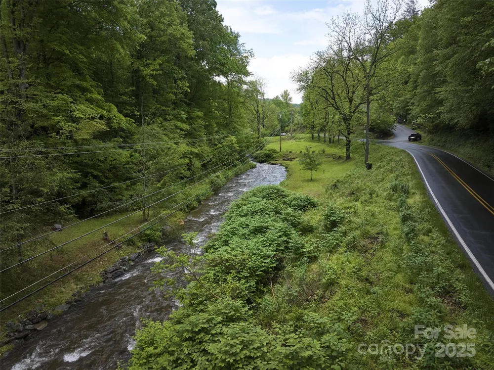 210 Conleys Creek Road Whittier, NC 28789