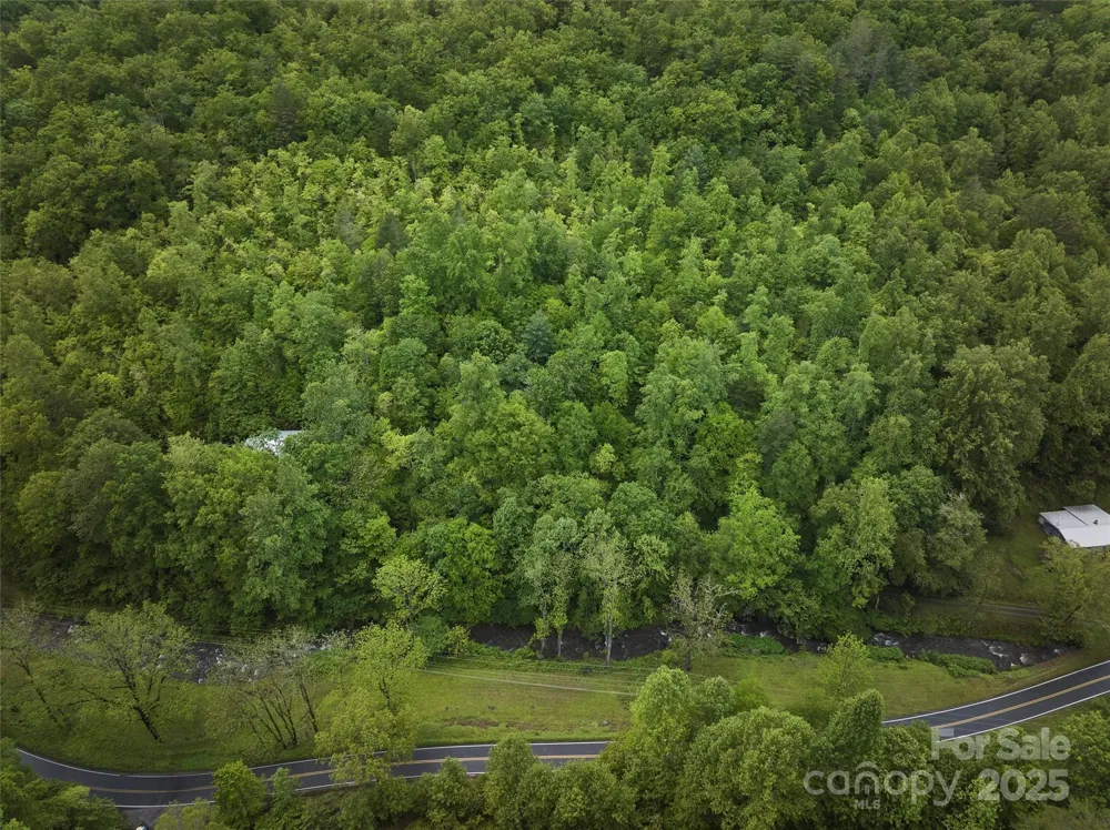 210 Conleys Creek Road Whittier, NC 28789