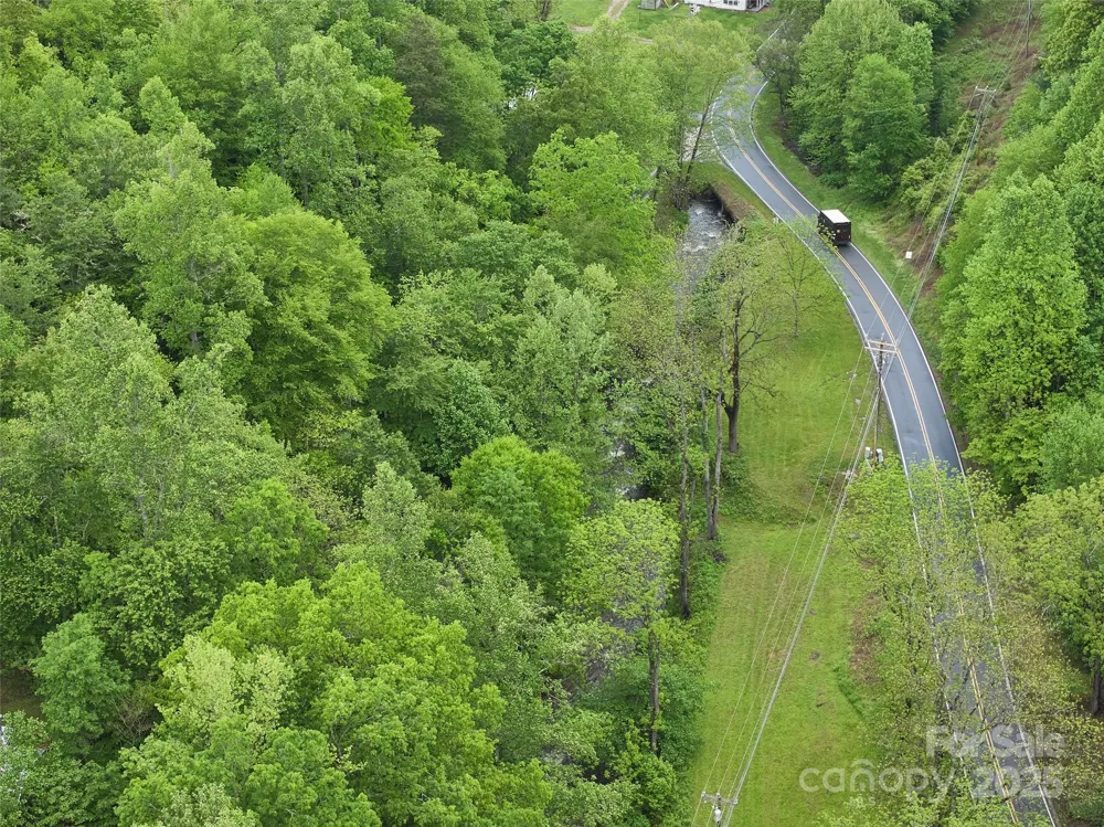 210 Conleys Creek Road Whittier, NC 28789