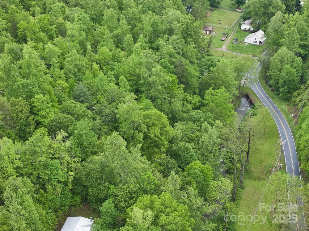 210 Conleys Creek Road Whittier, NC 28789