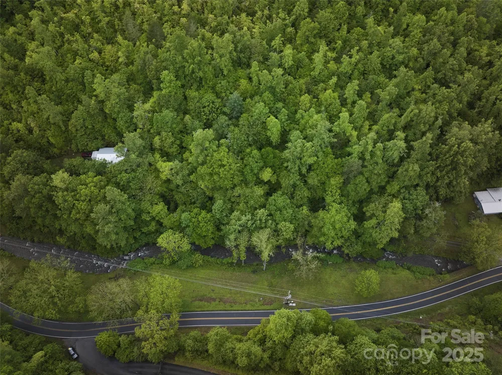 210 Conleys Creek Road Whittier, NC 28789