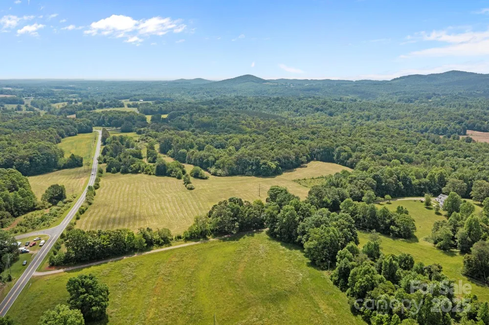 437 Linneys Mill Road Union Grove, NC 28689