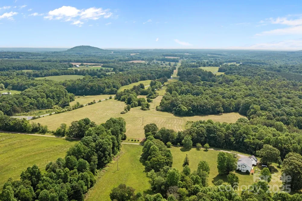 437 Linneys Mill Road Union Grove, NC 28689