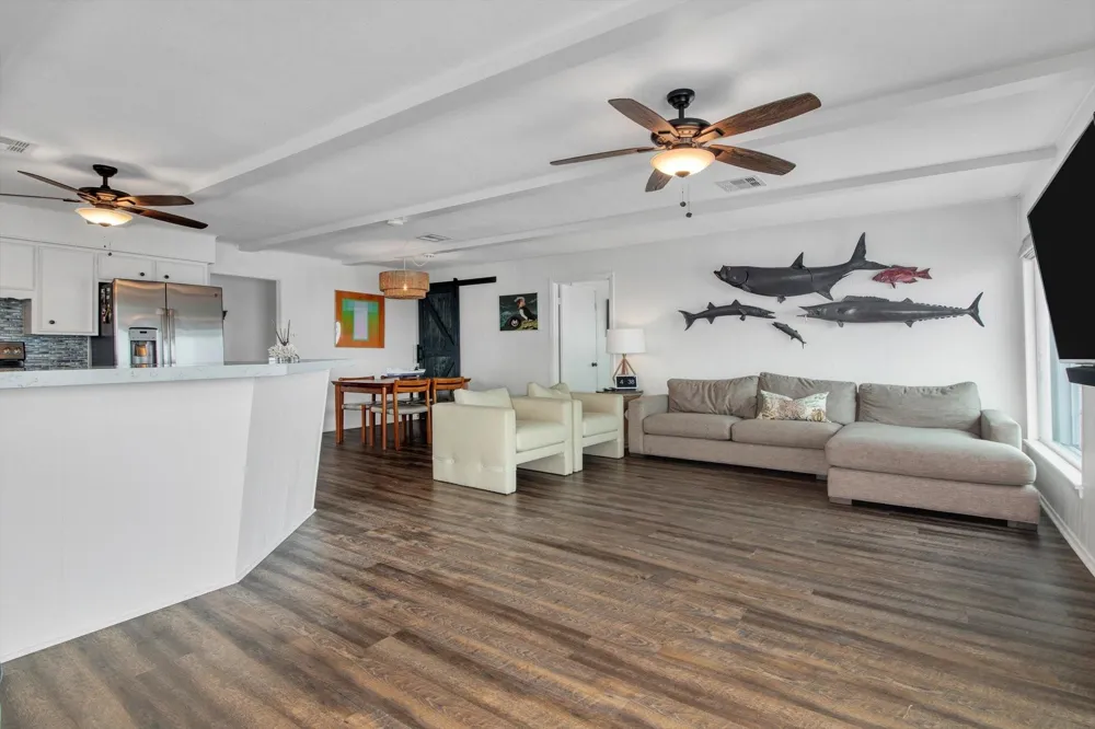354 Ling Street Bayou Vista, TX 77563