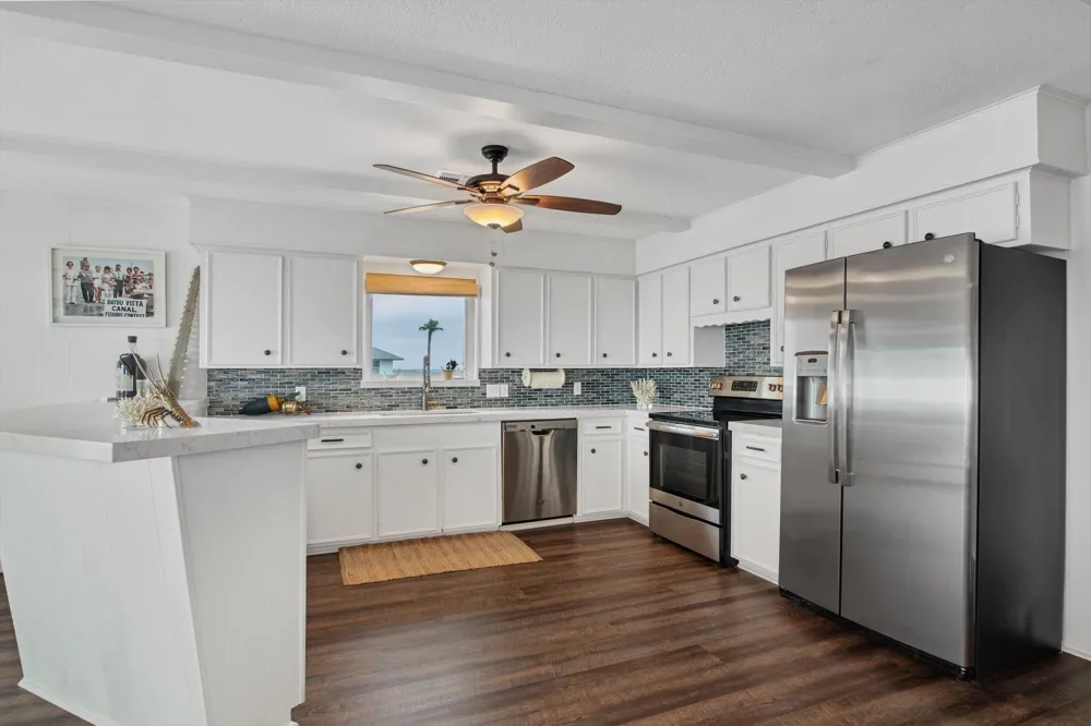 354 Ling Street Bayou Vista, TX 77563
