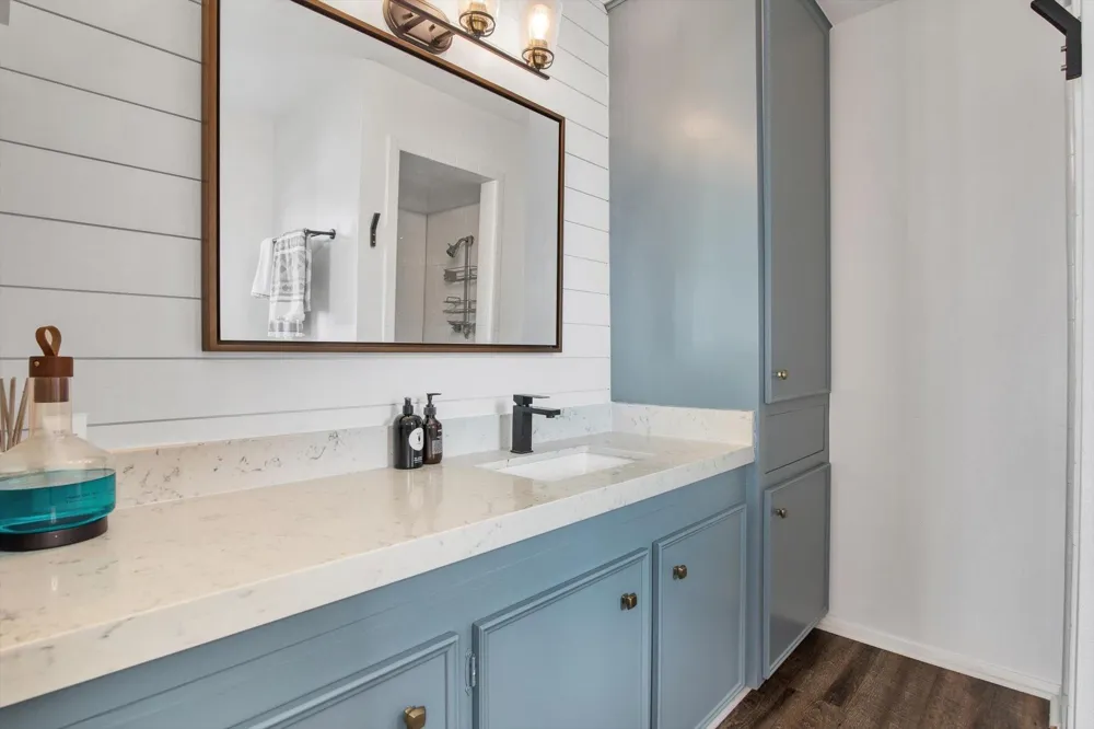 354 Ling Street Bayou Vista, TX 77563