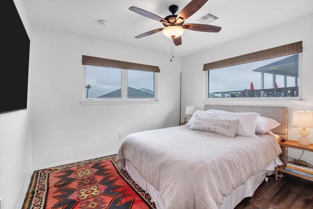 354 Ling Street Bayou Vista, TX 77563