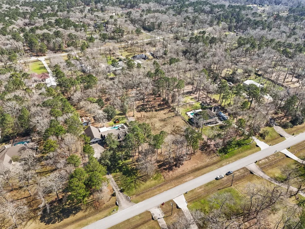 29810 Commons Superior Drive Huffman, TX 77336