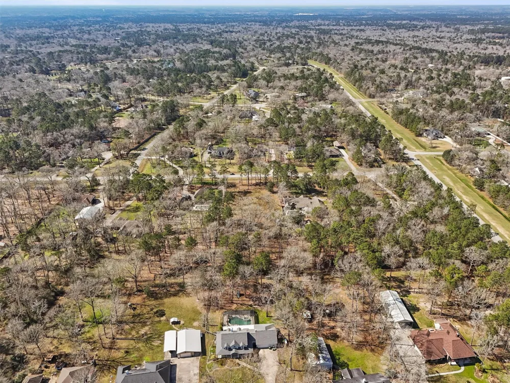 29810 Commons Superior Drive Huffman, TX 77336