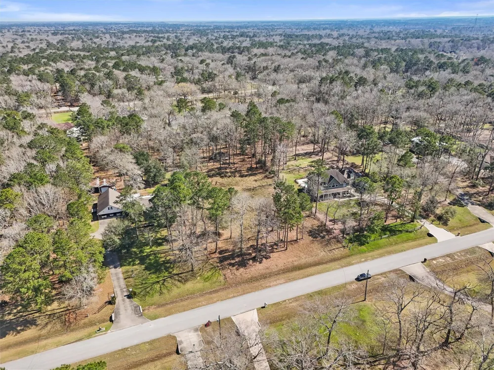 29810 Commons Superior Drive Huffman, TX 77336