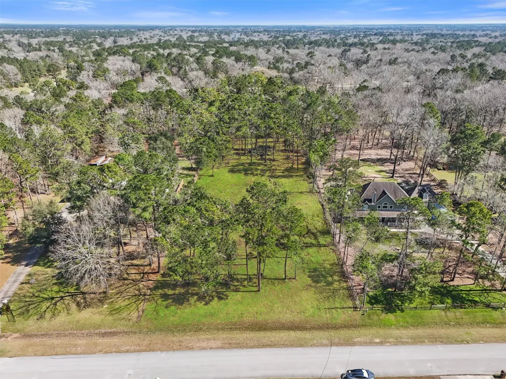 29810 Commons Superior Drive Huffman, TX 77336