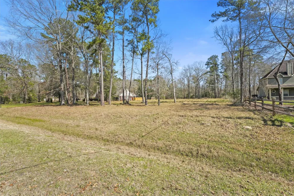 29810 Commons Superior Drive Huffman, TX 77336