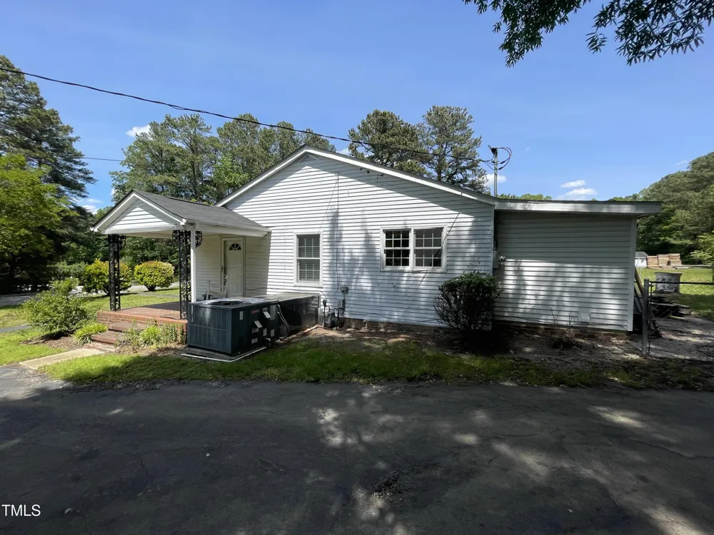 400 Field Street Cary, NC 27513