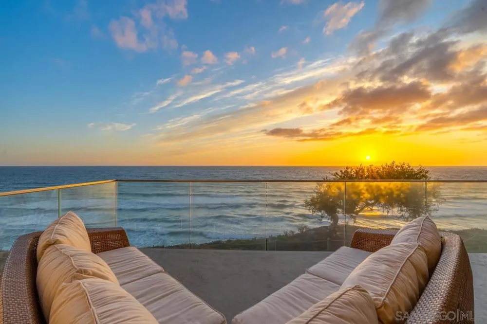 135 S Sierra Ave #32 Solana Beach, CA 92075