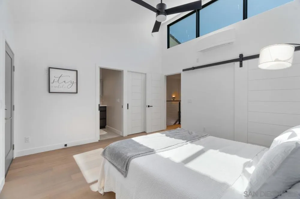 135 S Sierra Ave #32 Solana Beach, CA 92075