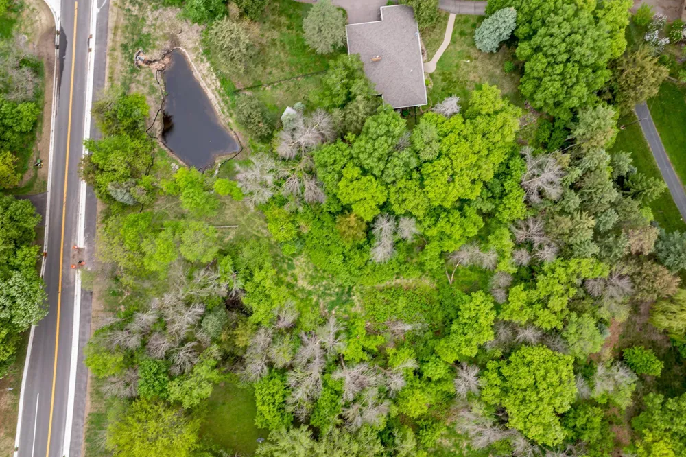 6591 Galpin Boulevard Chanhassen, MN 55331