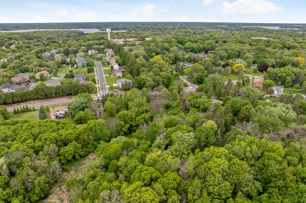6591 Galpin Boulevard Chanhassen, MN 55331