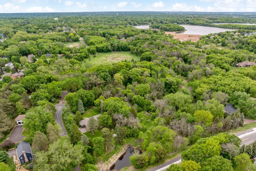 6591 Galpin Boulevard Chanhassen, MN 55331
