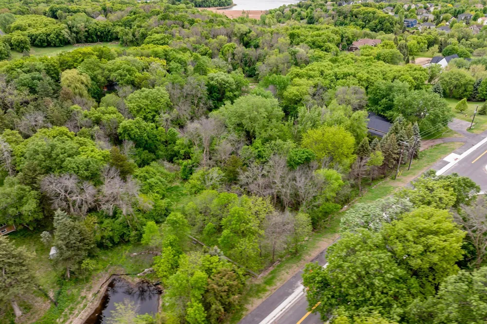 6591 Galpin Boulevard Chanhassen, MN 55331