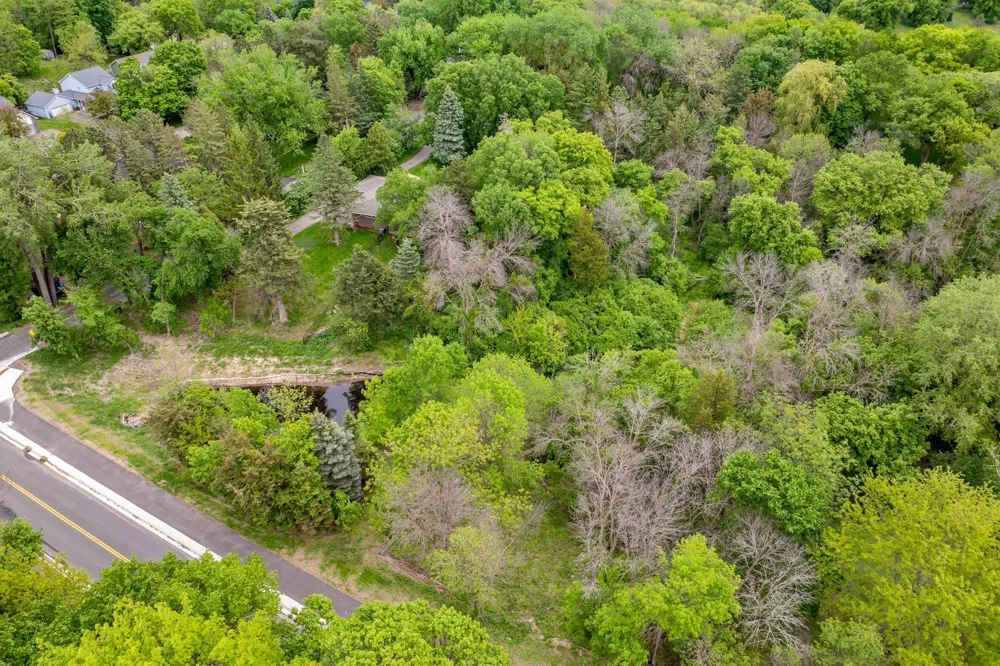 6591 Galpin Boulevard Chanhassen, MN 55331