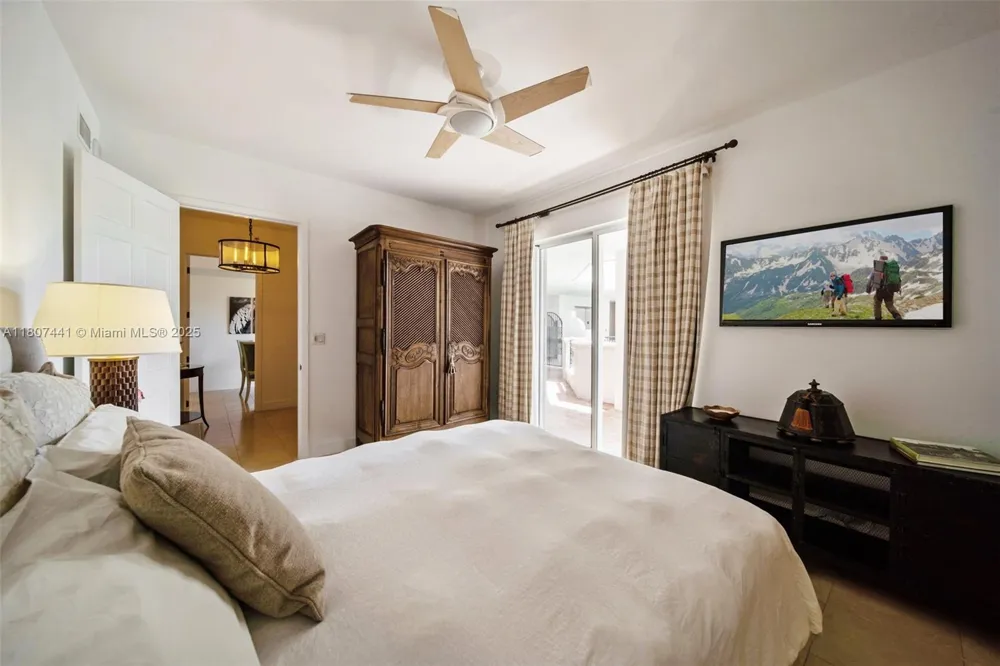 5235 Fisher Island Dr #5235 Miami Beach, FL 33109