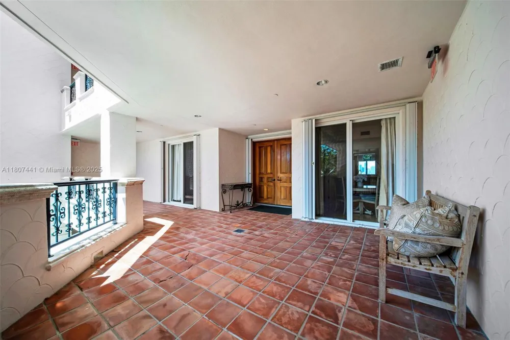 5235 Fisher Island Dr #5235 Miami Beach, FL 33109