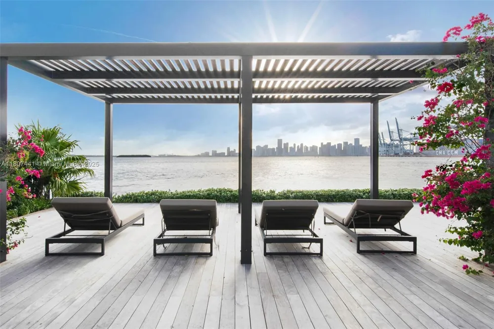 5235 Fisher Island Dr #5235 Miami Beach, FL 33109