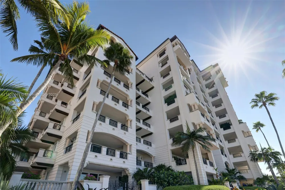 5235 Fisher Island Dr #5235 Miami Beach, FL 33109