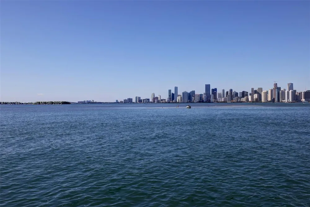 5235 Fisher Island Dr #5235 Miami Beach, FL 33109