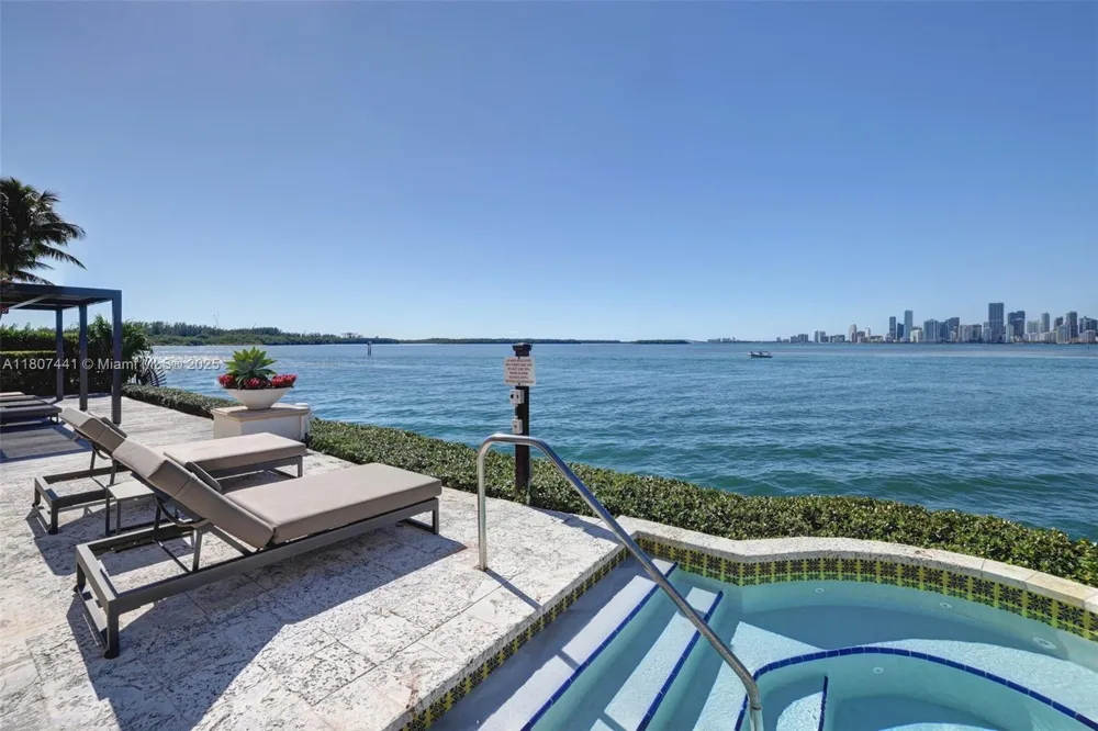 5235 Fisher Island Dr #5235 Miami Beach, FL 33109