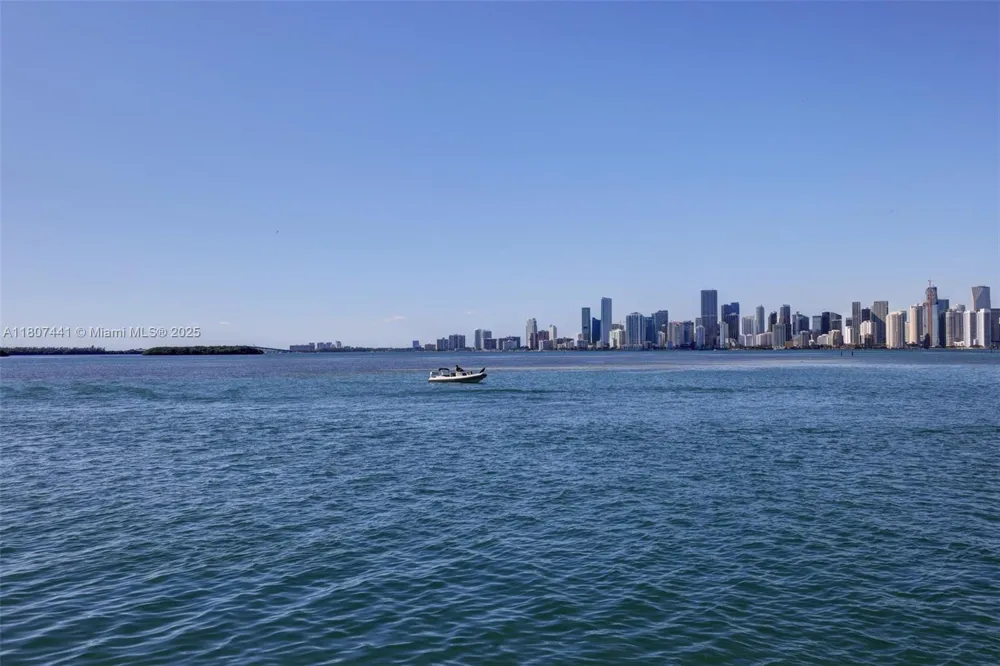 5235 Fisher Island Dr #5235 Miami Beach, FL 33109