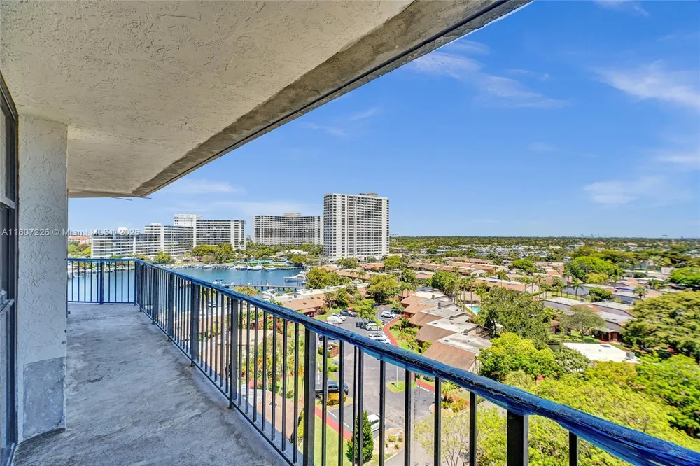 200 Leslie Dr #1031 Hallandale Beach, FL 33009