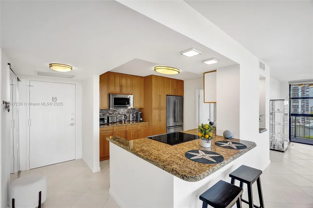 200 Leslie Dr #1031 Hallandale Beach, FL 33009