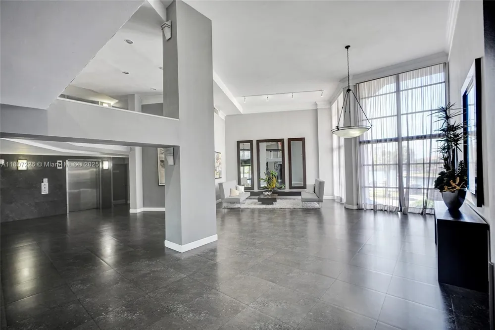 200 Leslie Dr #1031 Hallandale Beach, FL 33009