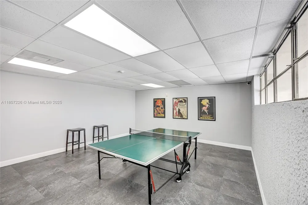 200 Leslie Dr #1031 Hallandale Beach, FL 33009
