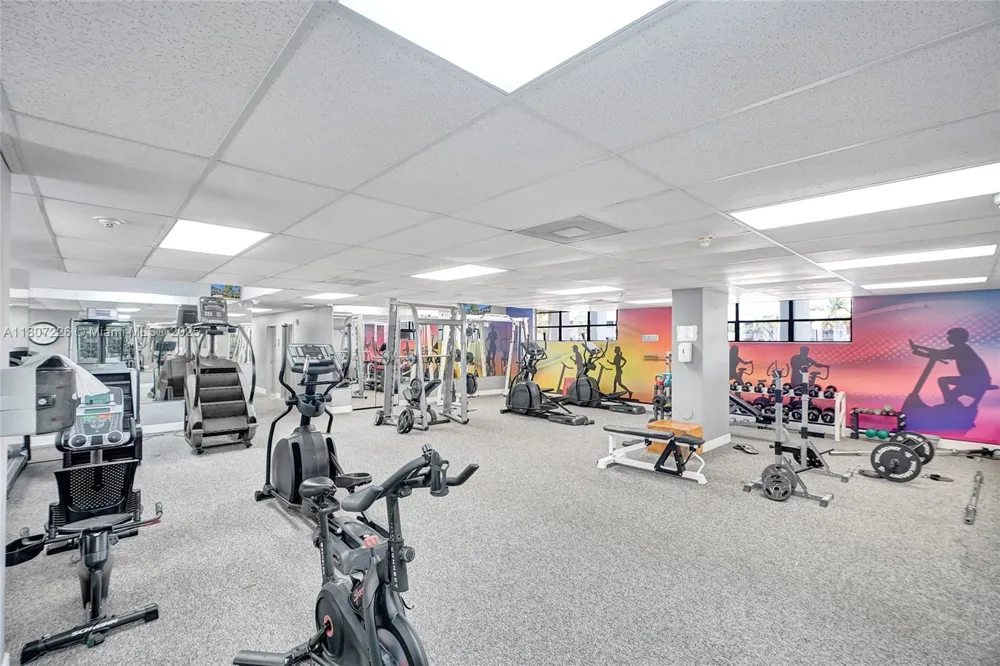 200 Leslie Dr #1031 Hallandale Beach, FL 33009