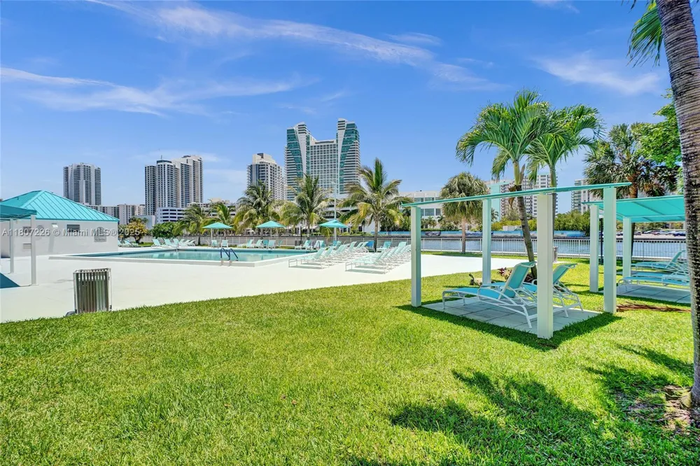 200 Leslie Dr #1031 Hallandale Beach, FL 33009