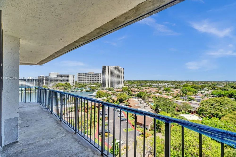 200 Leslie Dr #1031 Hallandale Beach, FL 33009