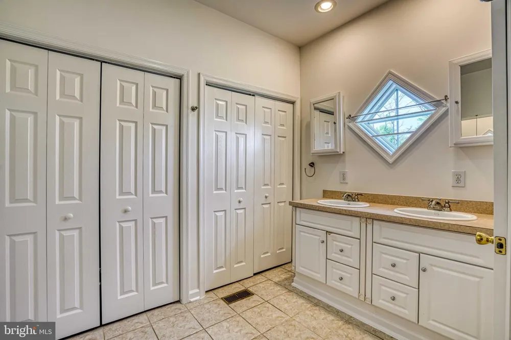 6403 BOZMAN NEAVITT ROAD Neavitt, MD 21652