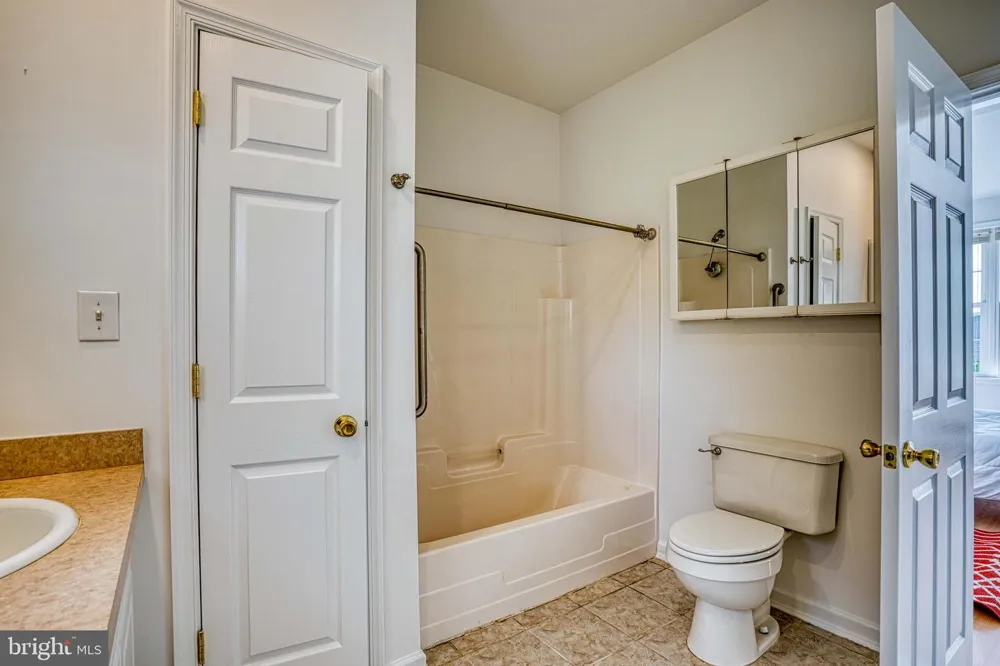 6403 BOZMAN NEAVITT ROAD Neavitt, MD 21652